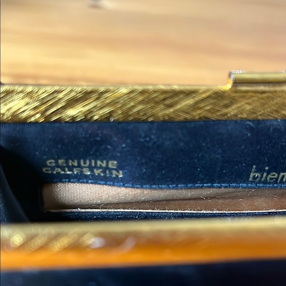 Bienen-Davis Chic Black and Gold Mini Bag so cute - Picture 2 of 16